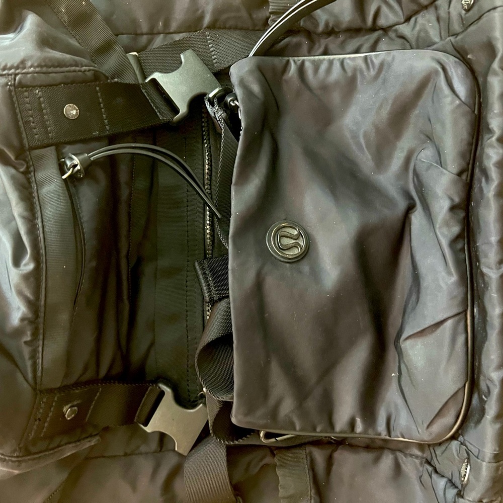 Lululemon backpack/removable bag/fanny pack